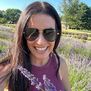 Meet your Posher, Lisa